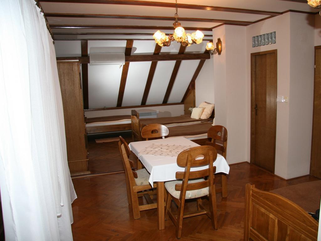 Apartments Vrata Baranje Bilje Oda fotoğraf